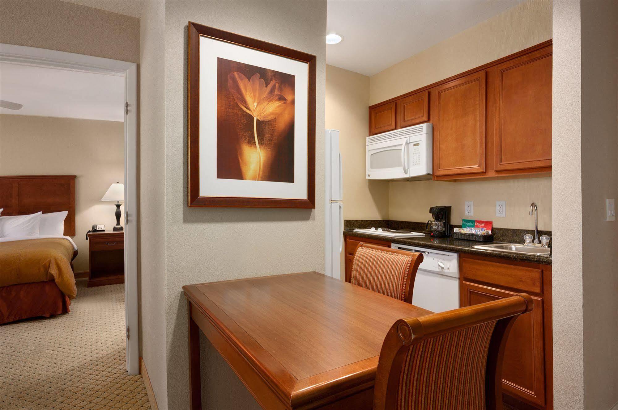 Homewood Suites By Hilton Юма Екстериор снимка